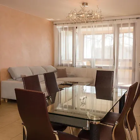 Daire Gem 2bd Flat With Sunny Balcony By Flat Mаnager Varna